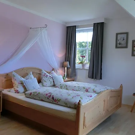 Gaestehaus Frankenwaldhof Apartment Bad Steben
